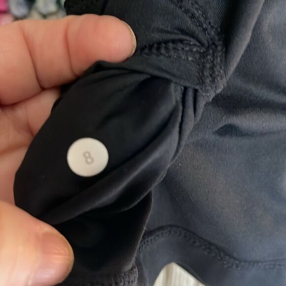 Cute Lululemon tank - Picture 5 of 5